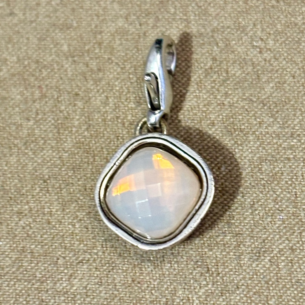 🆕Listing! 🆕 Brighton October Venus Birthstone snap charm w Opal crystal Retired